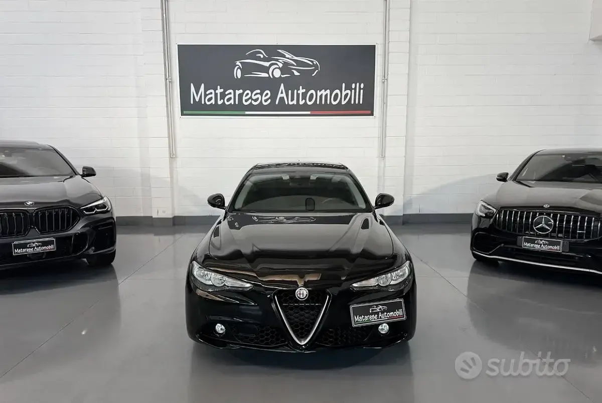 Usata Alfa Romeo Giulia 150 CV (110 kW) 2017 Nero Berlina