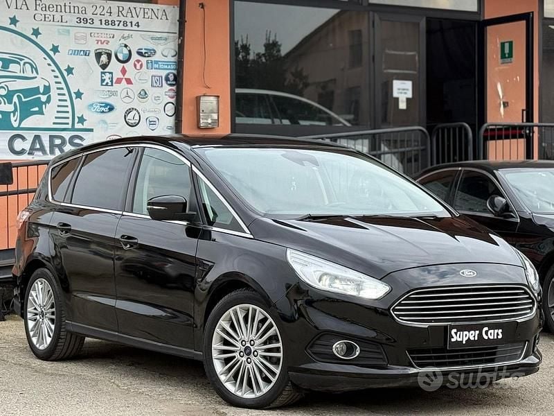Usata Ford S-MAX Vignale 150 CV (110 kW) 2017 Nero Monovolume