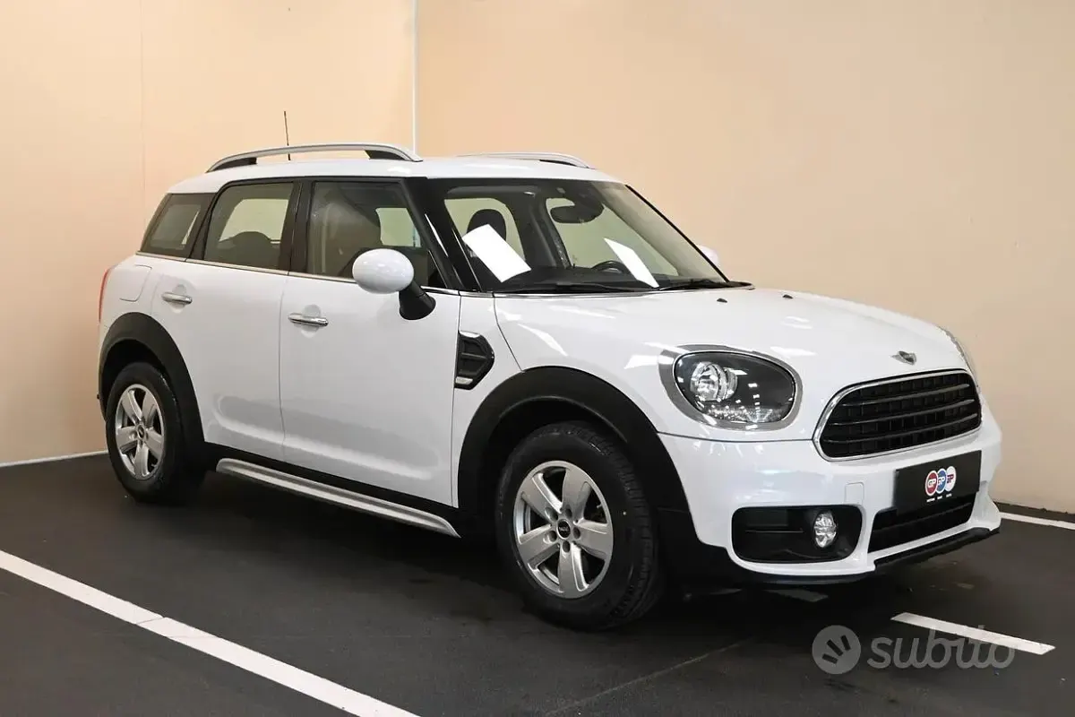 Usata Mini Countryman 150 CV (110 kW) 2017 Bianco SUV