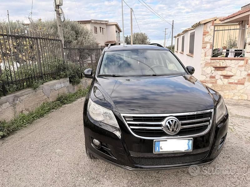 Usata VW Tiguan 140 CV (102 kW) 2011 Nero SUV