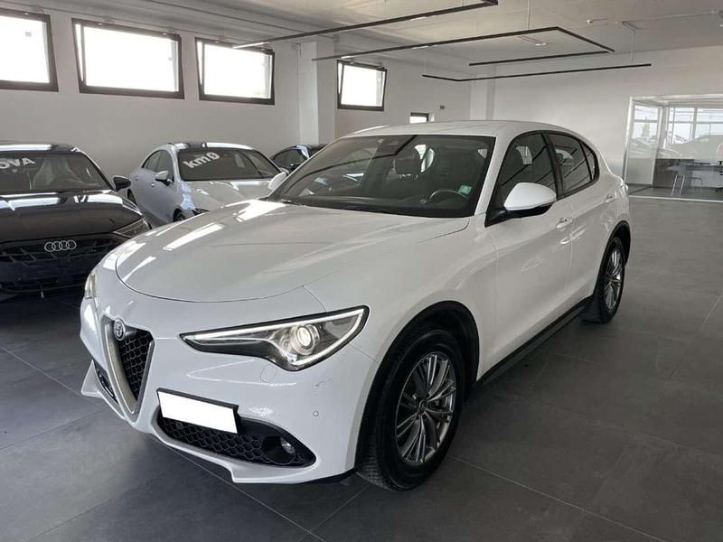 Usata Alfa Romeo Stelvio Super 160 CV (117 kW) 2022 Bianco SUV
