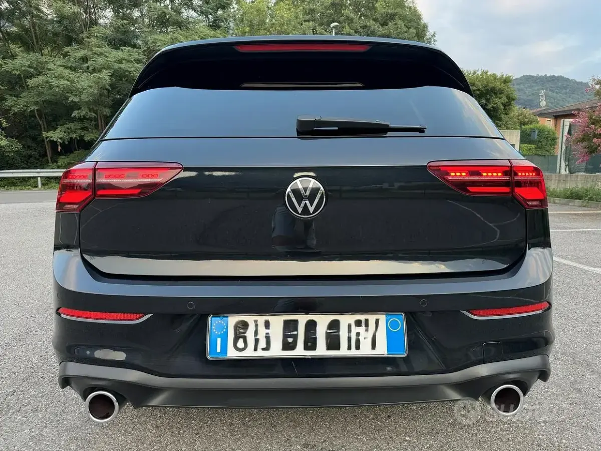 Usata VW Golf VIII GTI 245 CV (180 kW) 2022 Nero Berlina
