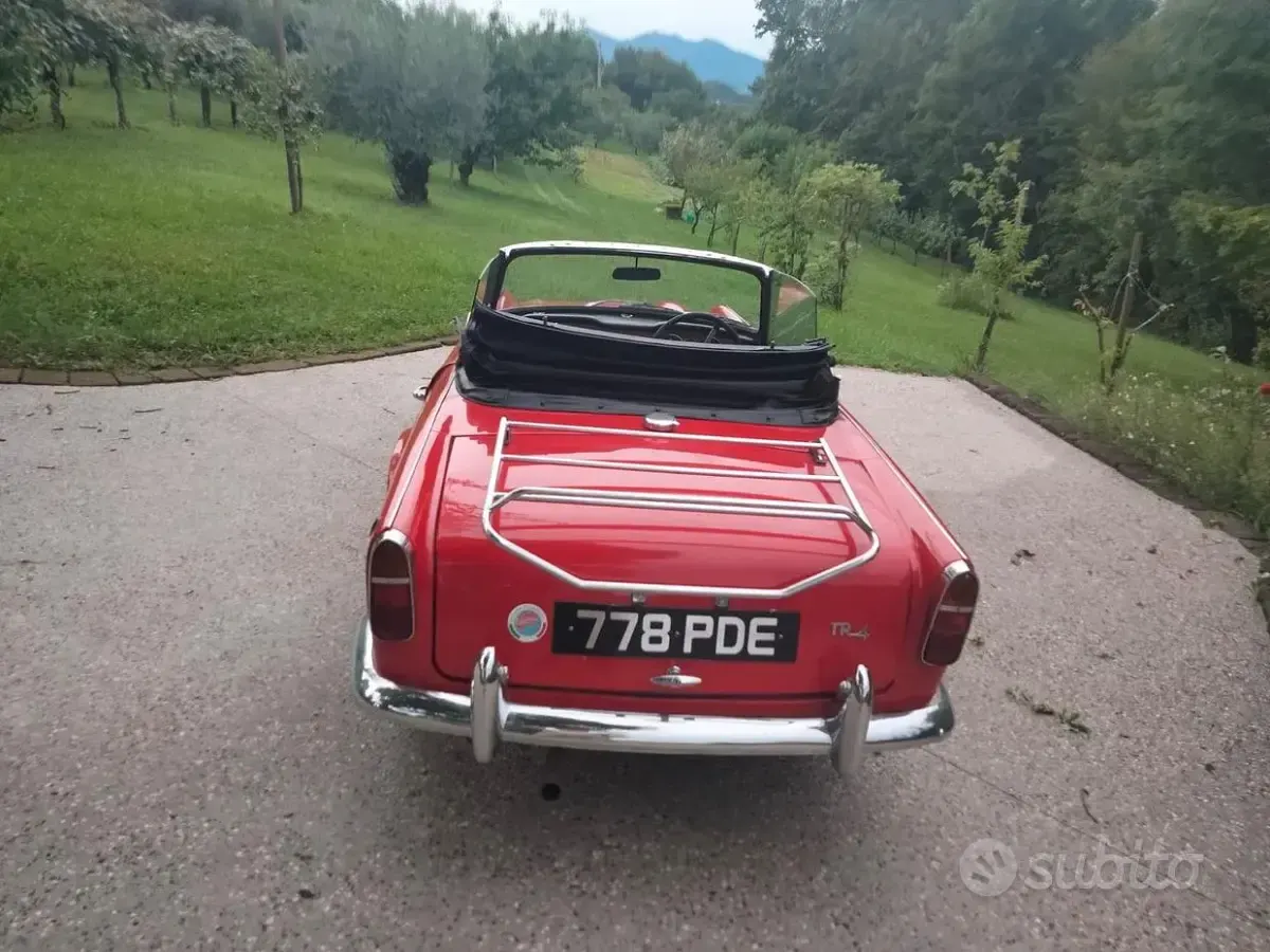 Usata Triumph TR4 1960 Rosso Cabrio
