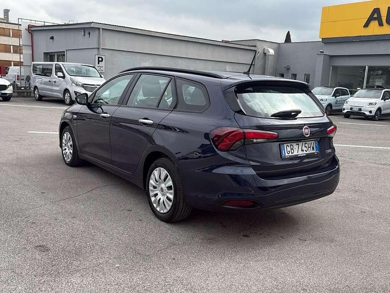 Usata Fiat Tipo Business 120 CV (88 kW) 2020 Blu/azzurro Station wagon