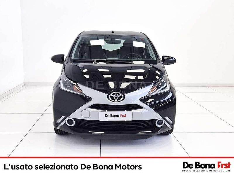 Usata Toyota Aygo X-cite 69 CV (50 kW) 2017 Nero Utilitaria