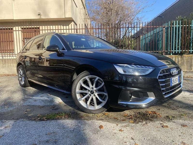 Nero Usata 2023 Audi A4 Advanced Plus Station wagon | 29.900 € (Ottimo prezzo) - Immagine 1/4