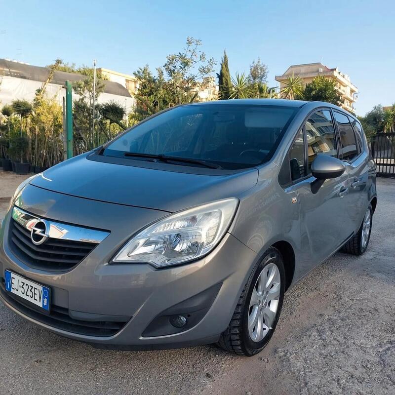 Venduto Opel Meriva 1.3 CDTI Elective - auto usate in vendita