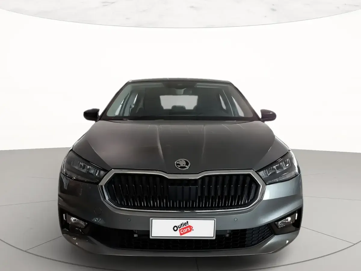 Usata Skoda Fabia 80 CV (58 kW) 2025 Grigio graphite metallizzato nero tulipano perlato Utilitaria