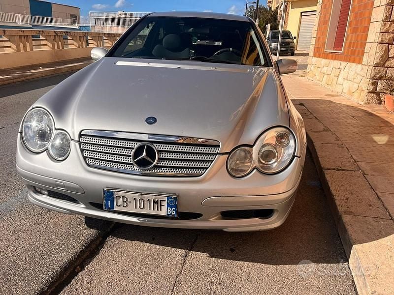 Usata Mercedes C180 2002 Grigio Coupé