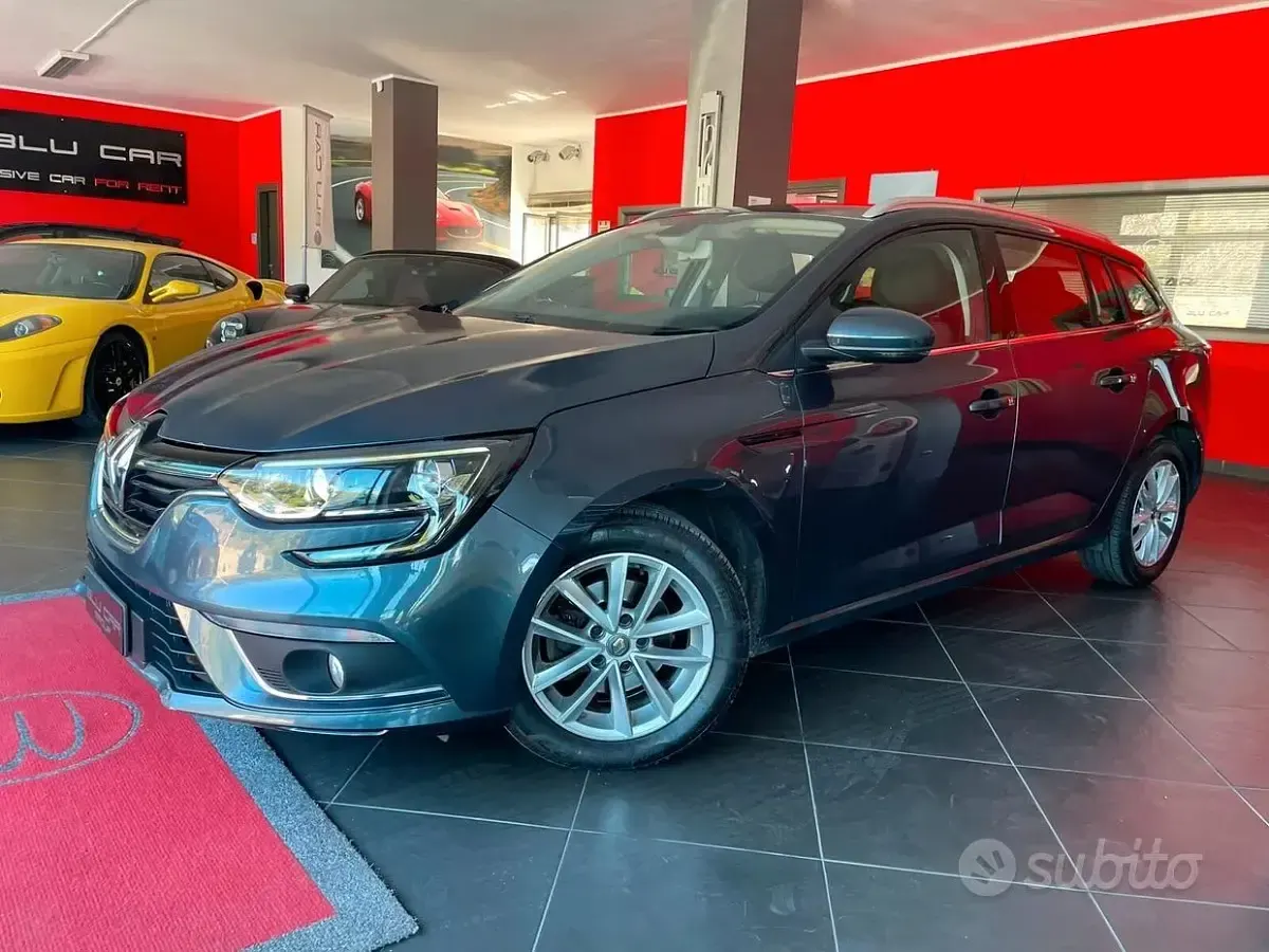 Usata Renault Mégane GrandTour 110 CV (80 kW) 2018 Grigio Station wagon