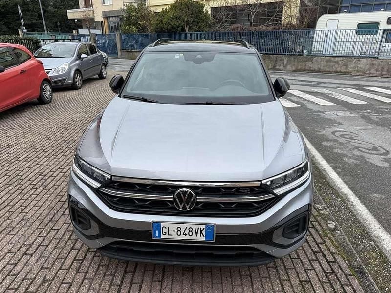 Usata VW T-Roc R-line 110 CV (80 kW) 2023 Grigio SUV