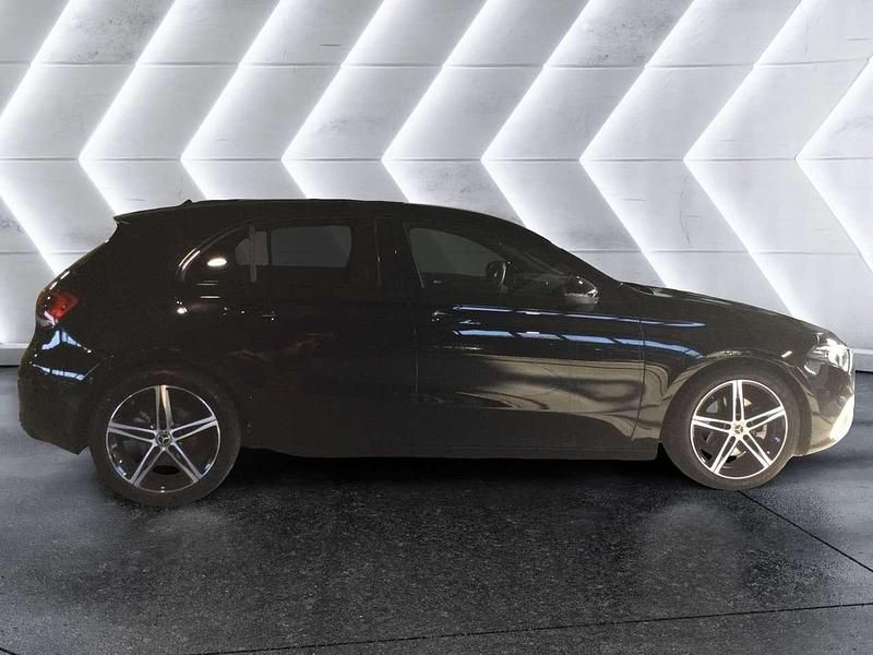 Usata Mercedes A180 116 CV (85 kW) 2020 Nero Berlina