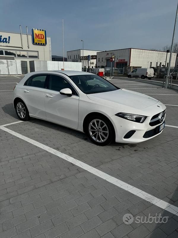Usata Mercedes A180 136 CV (100 kW) 2020 Bianco Berlina
