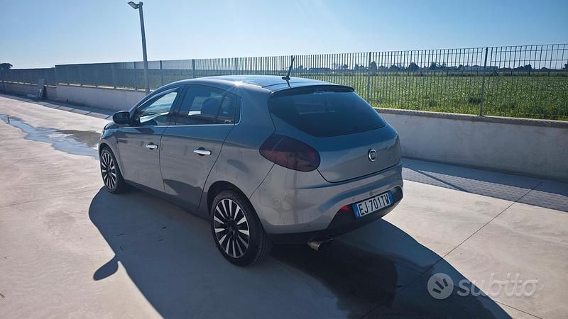 Usata Fiat Bravo 120 CV (88 kW) 2011 Utilitaria
