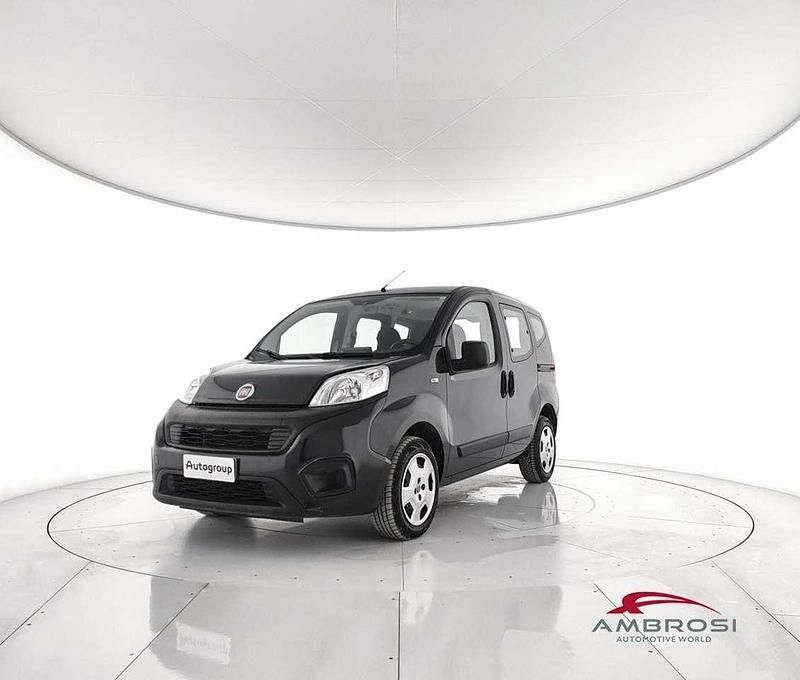 Nero Usata 2017 Fiat Qubo Easy Monovolume | 7900 € (Buon prezzo) - Immagine 1/4