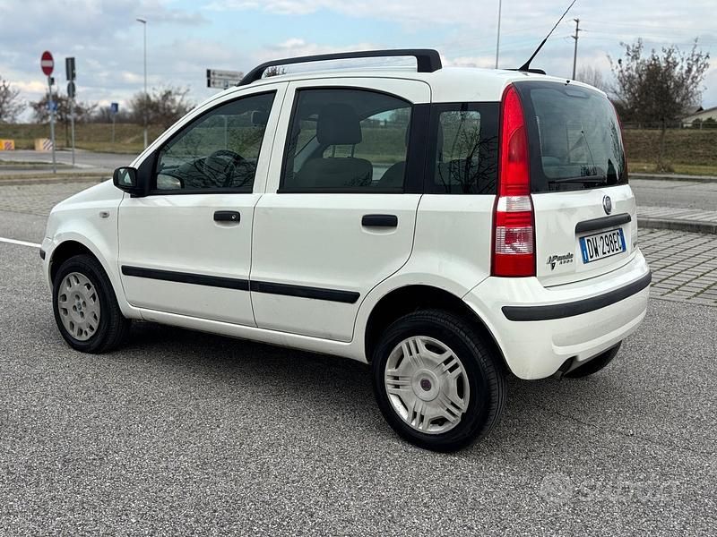 Usata Fiat Panda Dynamic 60 CV (44 kW) 2009 Bianco Utilitaria