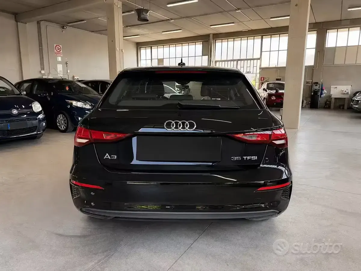 Usata Audi A3 Comfort 150 CV (110 kW) 2022 Nero Berlina
