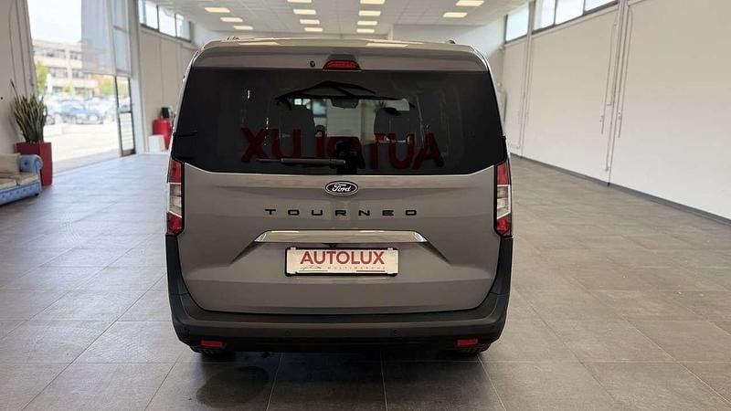 Usata Ford Tourneo Courier Titanium 125 CV (91 kW) 2025 Grigio Monovolume