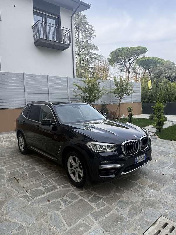 Usata 2021 BMW X3 Luxury Line SUV | 25.500 € (Ottimo prezzo) - Immagine 1/4