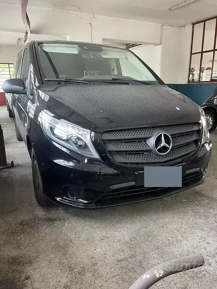 Usata Mercedes Vito 163 CV (119 kW) 2017 Nero Furgone