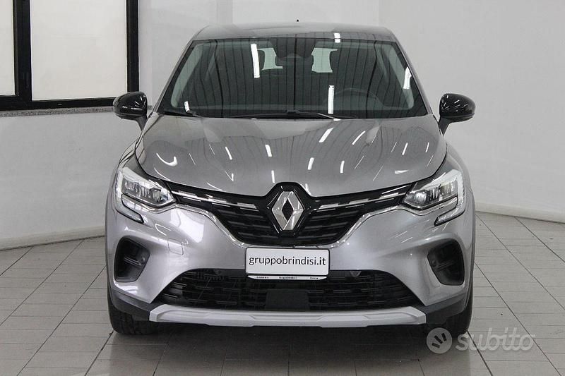 Usata Renault Captur Business 91 CV (66 kW) 2022 Grigio SUV