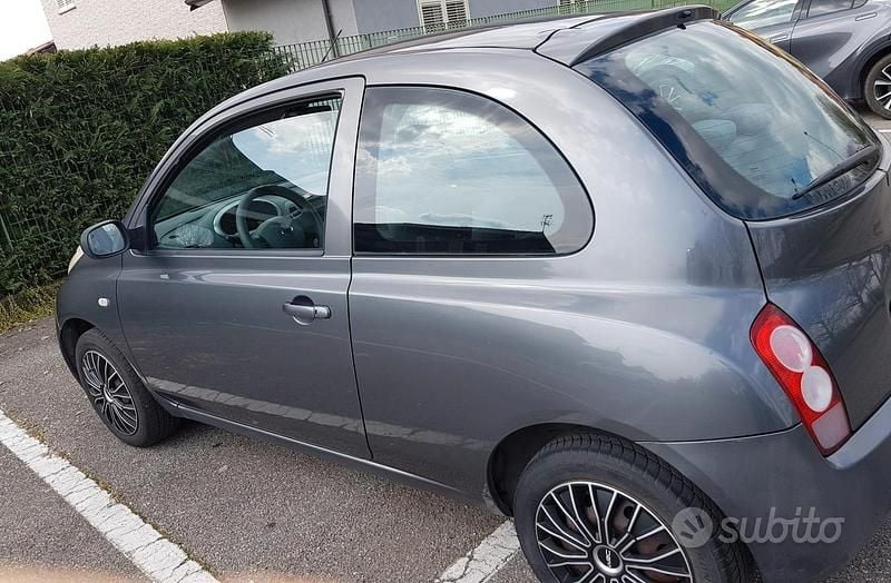 Usata Nissan Micra 2003 Grigio Utilitaria