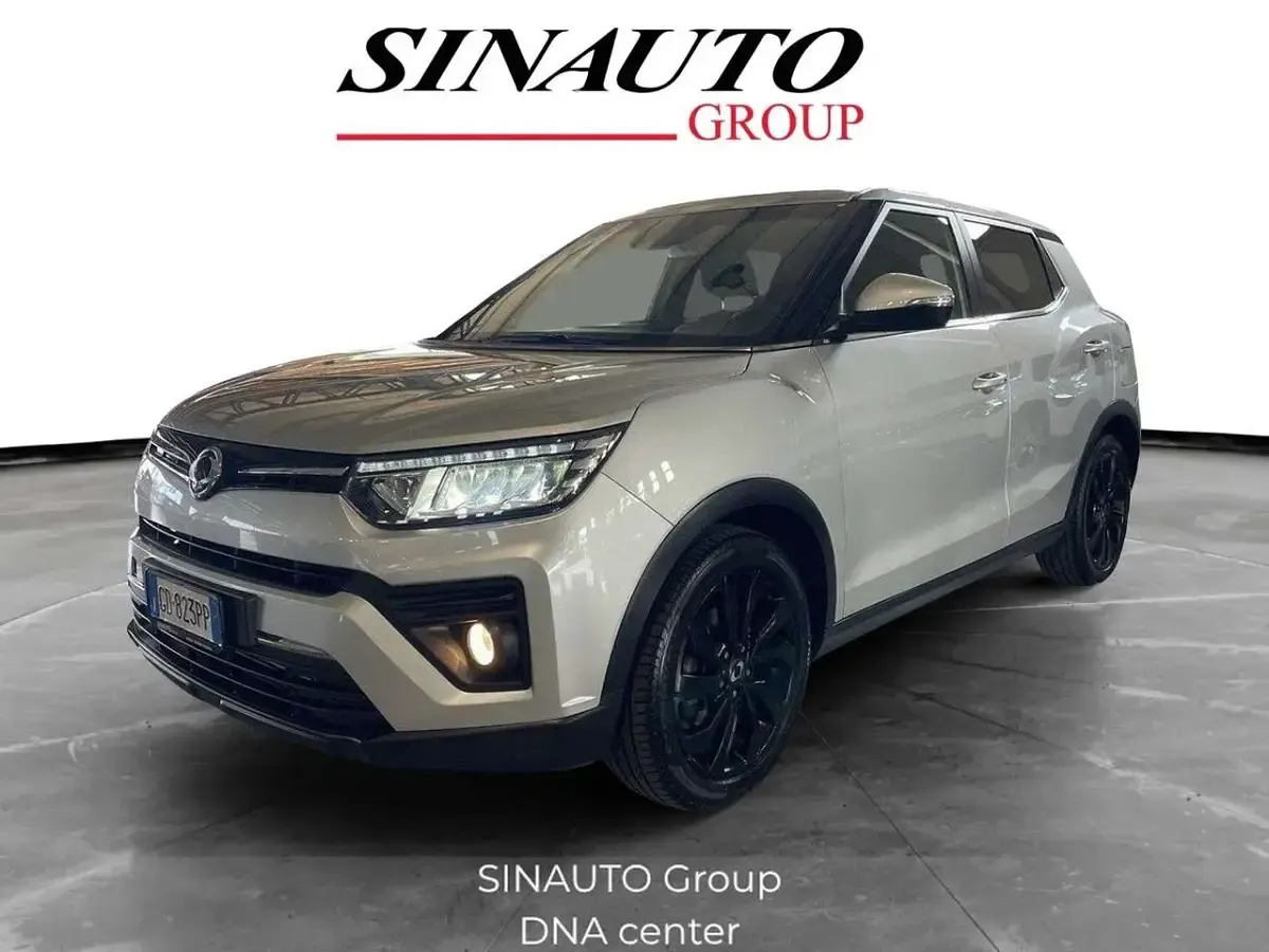 Usata SsangYong Tivoli 136 CV (100 kW) 2021 Grigio SUV