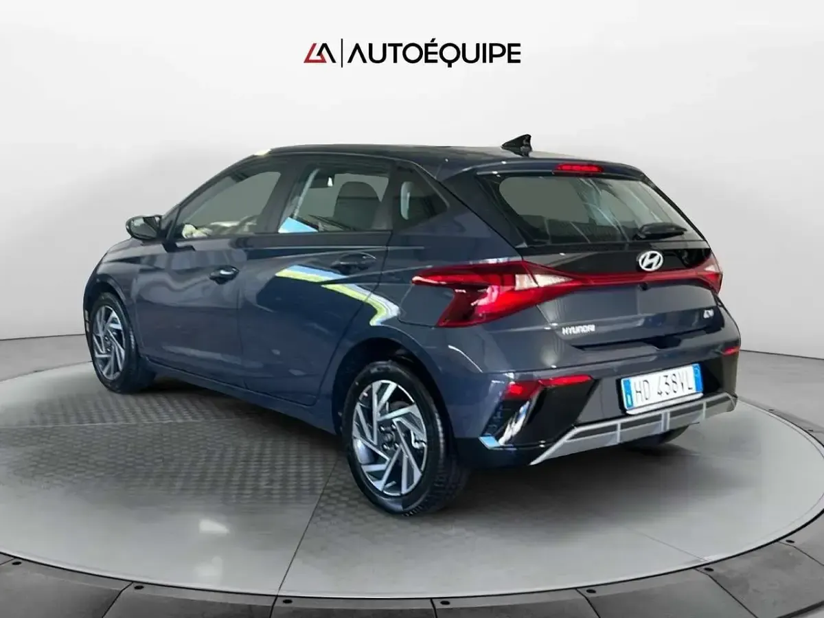Nuova Hyundai i20 101 CV (74 kW) 2026 Grigio Utilitaria