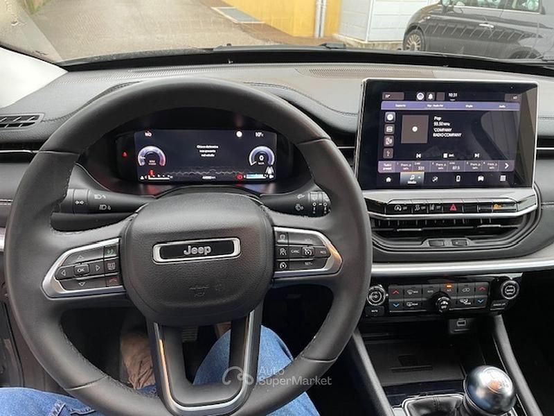 Usata Jeep Compass 131 CV (96 kW) 2024 Gray SUV