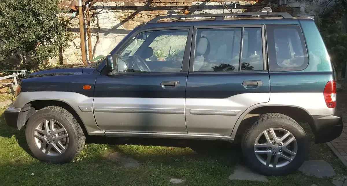 Usata Mitsubishi Pajero 129 CV (94 kW) 2002 Verde SUV