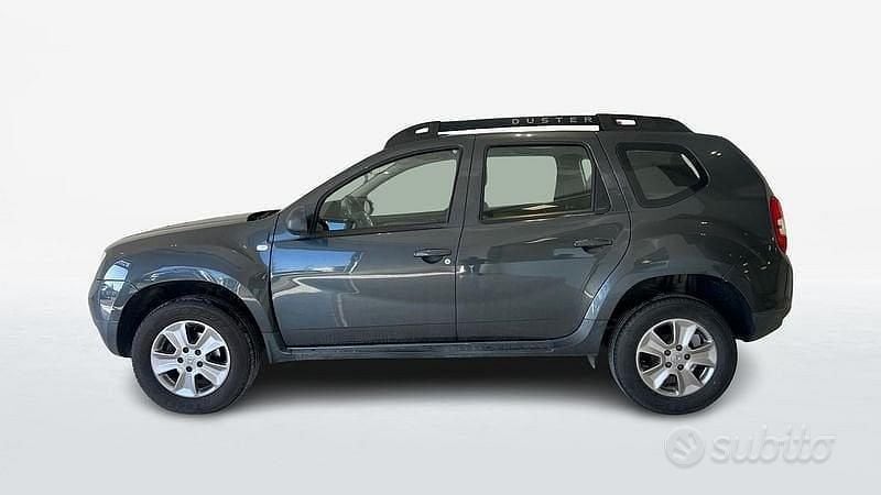 Usata Dacia Duster Lauréate 109 CV (80 kW) 2016 Grigio scuro SUV