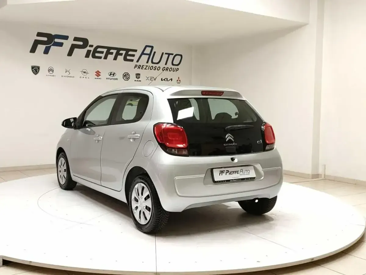 Begagnad Citroën C1 Feel 69 HK (50 kW) 2016 Grå Halvkombi