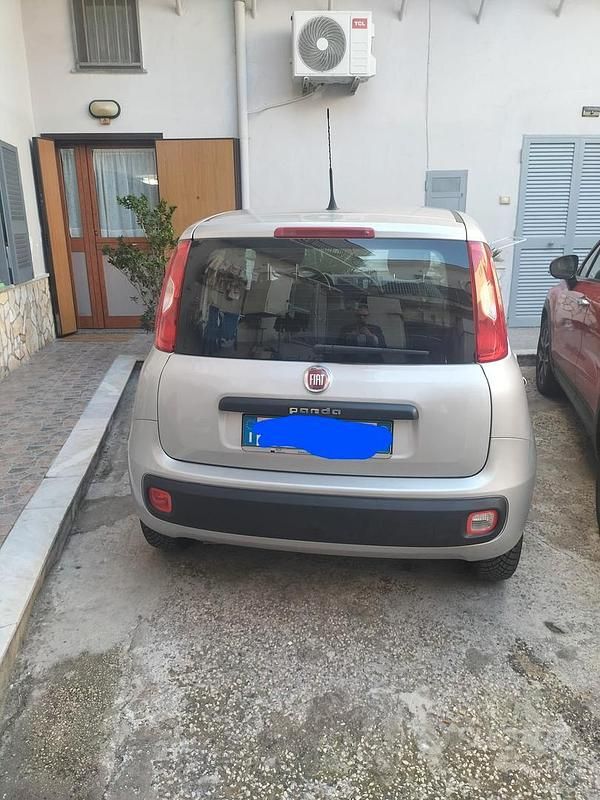Usata Fiat Panda 69 CV (50 kW) 2018 Grigio Berlina