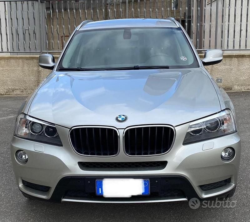 Grigio Usata 2011 BMW X3 SUV | 9999 € (Ottimo prezzo) - Immagine 1/4