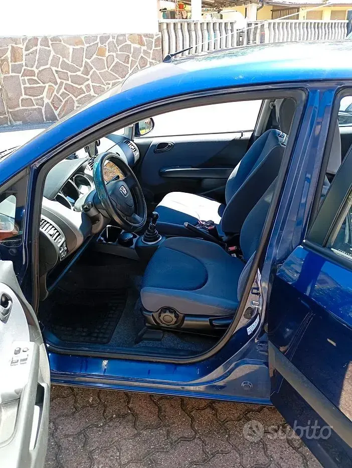 Usata Honda Jazz 90 CV (66 kW) 2003 Bluazzurro Utilitaria