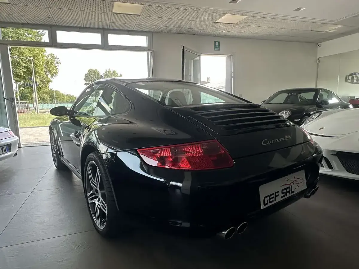 Usata Porsche 911 Carrera 4 325 CV (239 kW) 2006 Nero Coupé