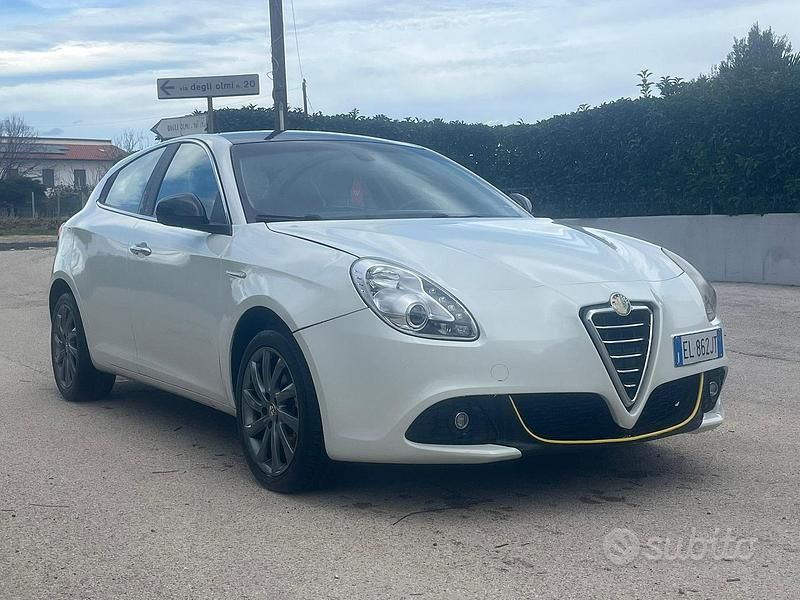 Usata Alfa Romeo Giulietta 140 CV (102 kW) 2011 Bianco Berlina