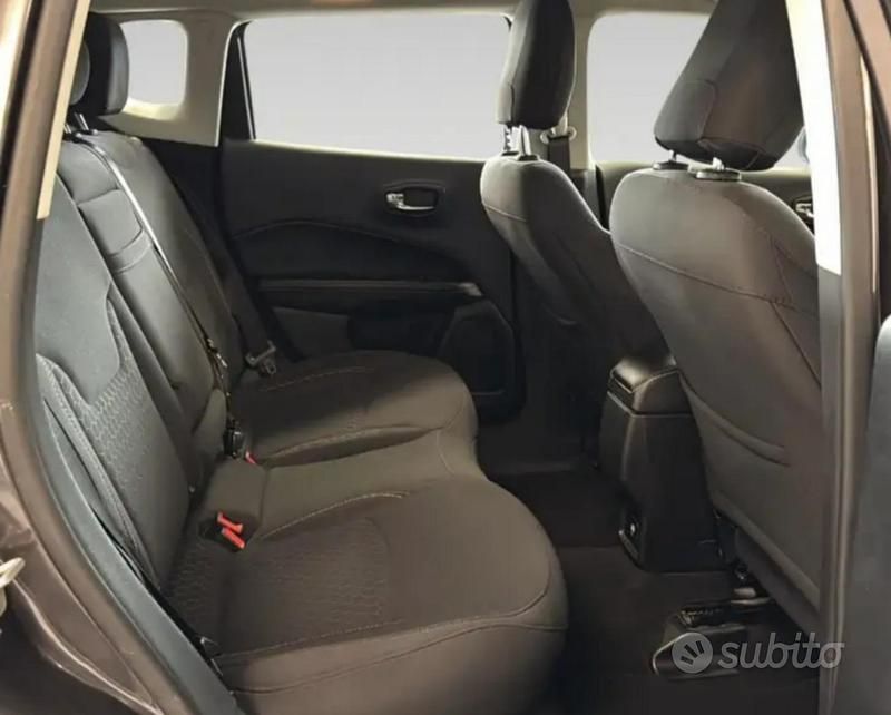 Usata Jeep Compass Longitude 140 CV (102 kW) 2019 Rosso SUV