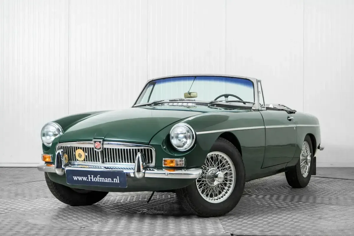 Usata MG B 90 CV (66 kW) 1965 Verde Cabrio
