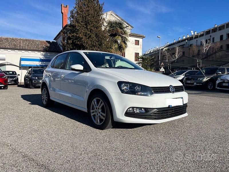 Usata VW Polo Comfortline 75 CV (55 kW) 2015 Bianco Berlina