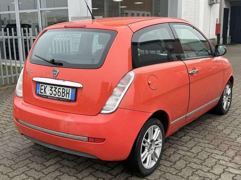 Usata Lancia Ypsilon Platinum 77 CV (56 kW) 2011 Other Utilitaria