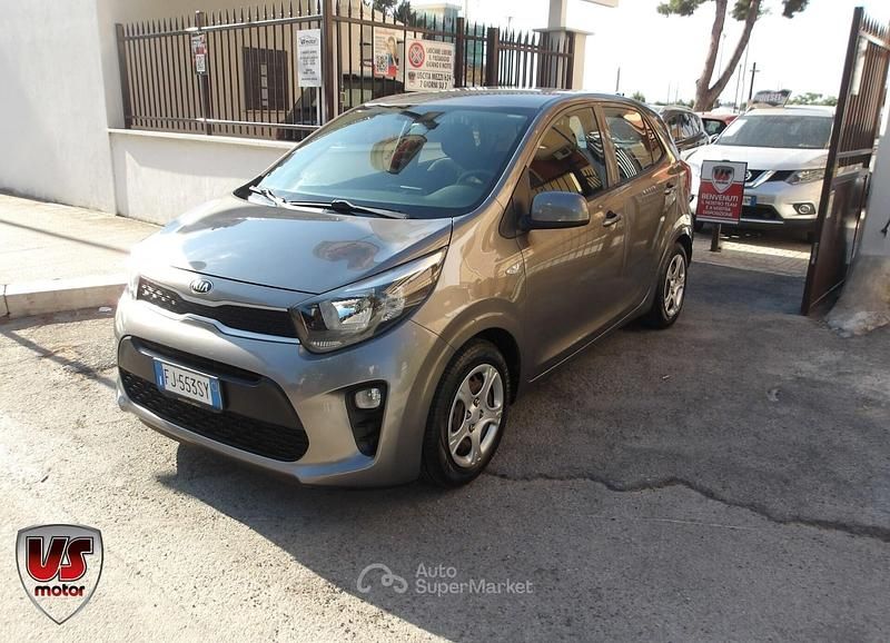 Usata Kia Picanto 67 CV (49 kW) 2017 Grigio Utilitaria