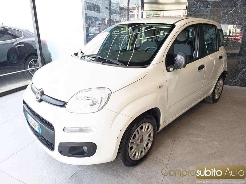 Usata Fiat Panda Lounge 69 CV (50 kW) 2020 Bianco Utilitaria
