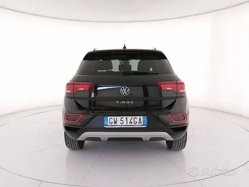 Usata VW T-Roc Edition 116 CV (85 kW) 2024 Nero SUV