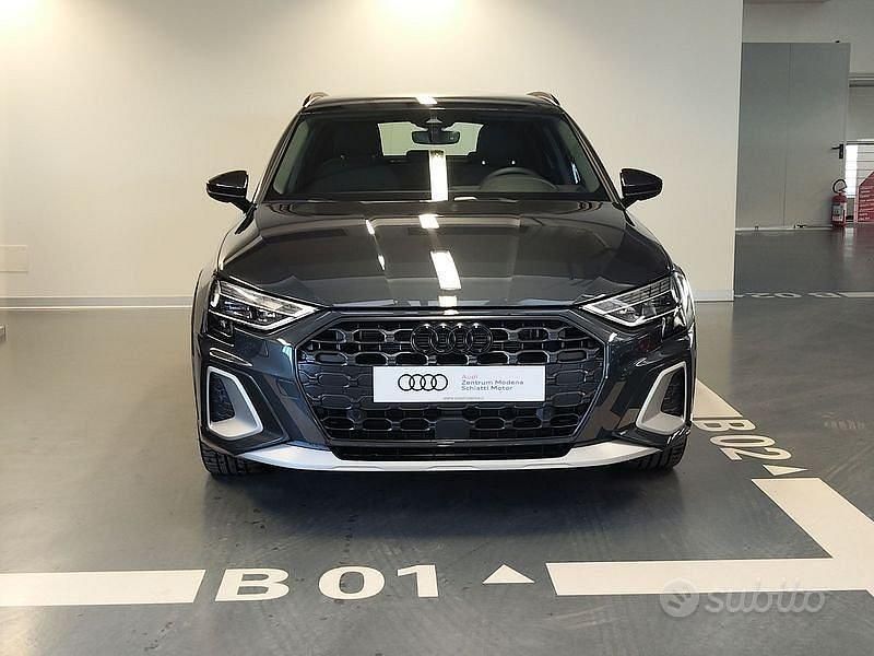Nuova Audi A3 Business 150 CV (110 kW) 2025 Grigio Berlina