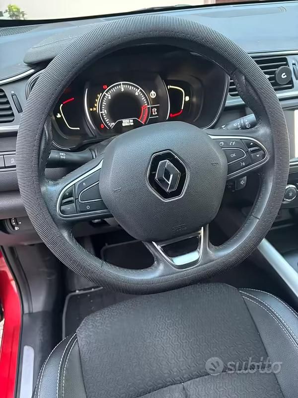 Usata Renault Kadjar 131 CV (96 kW) 2016 Rosso SUV