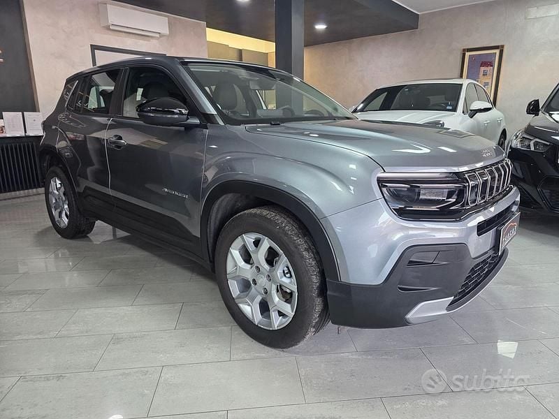 Usata Jeep Avenger Altitude 101 CV (74 kW) 2023 Grigio SUV