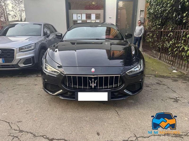 Usata Maserati Ghibli 250 CV (183 kW) 2017 Nero Berlina