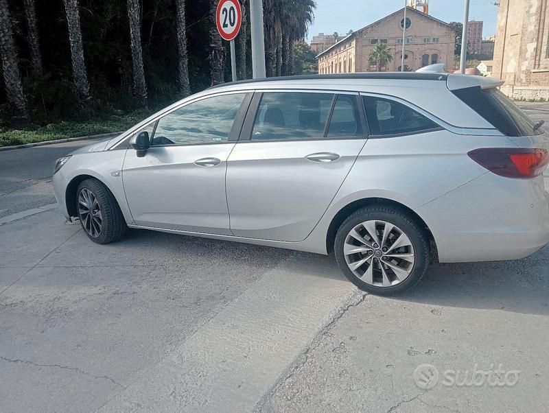 Usata Opel Astra 136 CV (100 kW) 2018 Station wagon