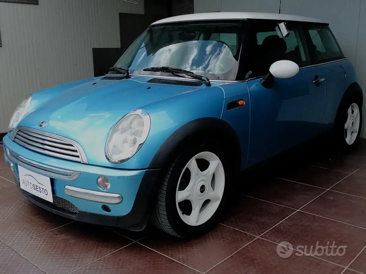 Begagnad Mini Cooper 115 HK (84 kW) 2004 Halvkombi
